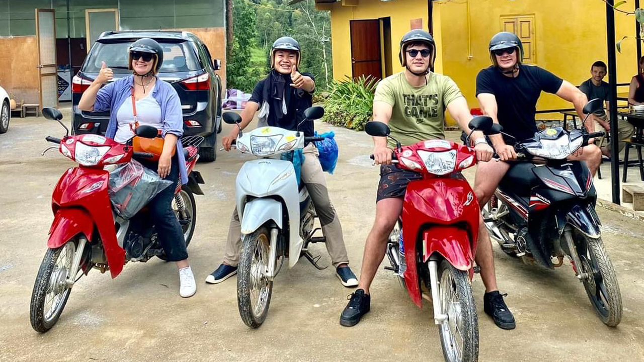 Ha Giang Loop Tour - Johnny Tran